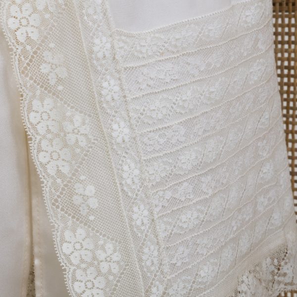 Robe de baptême en organza