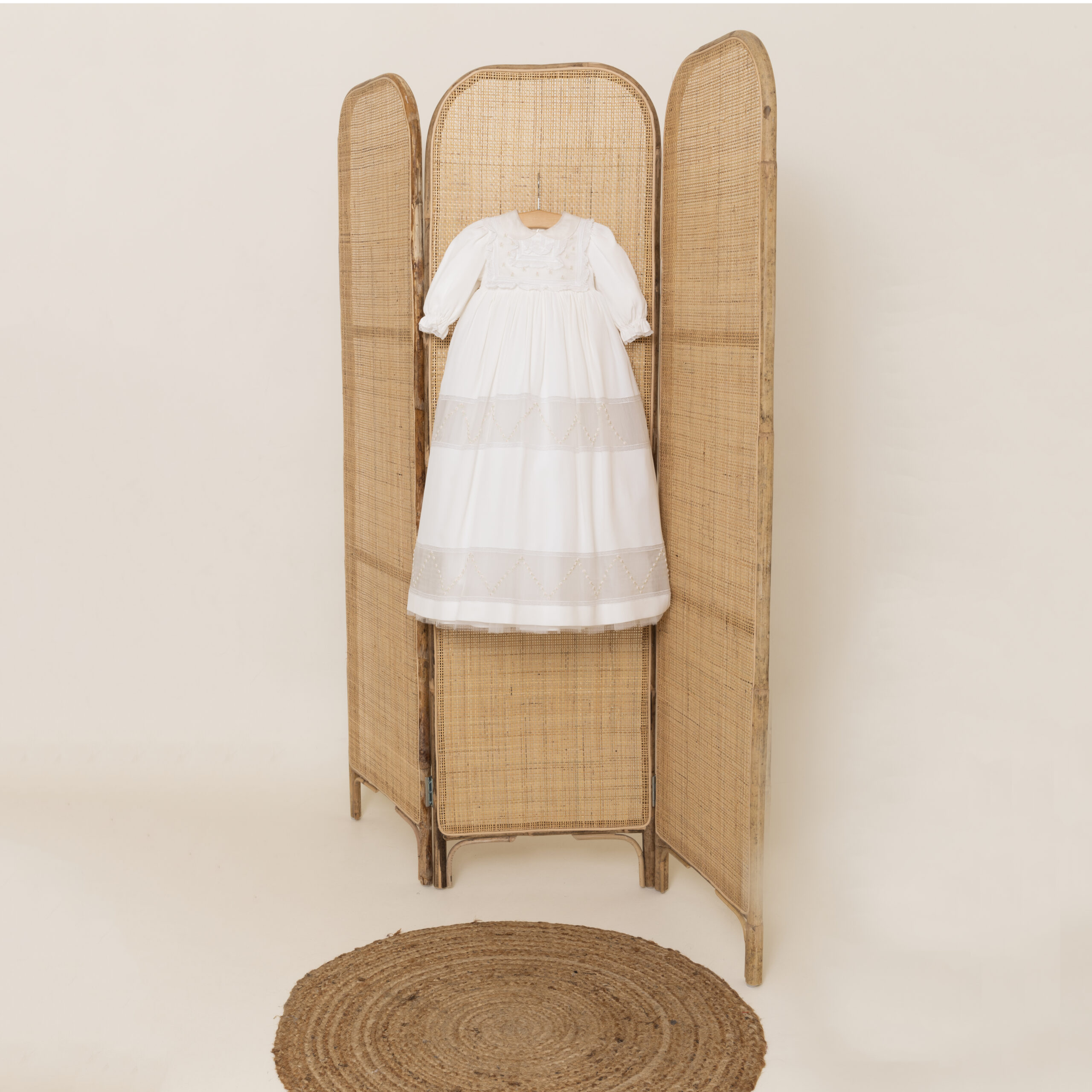 robe de baptême traditionnelle